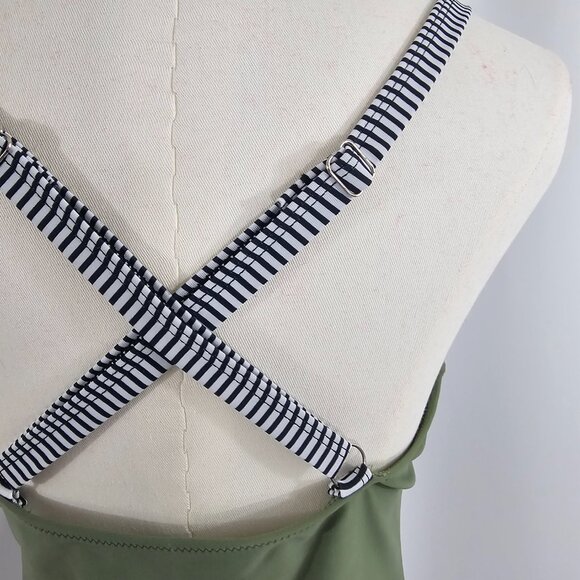 Women's High Waisted Cut Out Green Stripe Contrast One Piece Swimsuit Size L - Picture 9 of 11